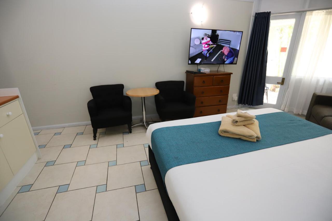 Kallangur Motel Екстер'єр фото